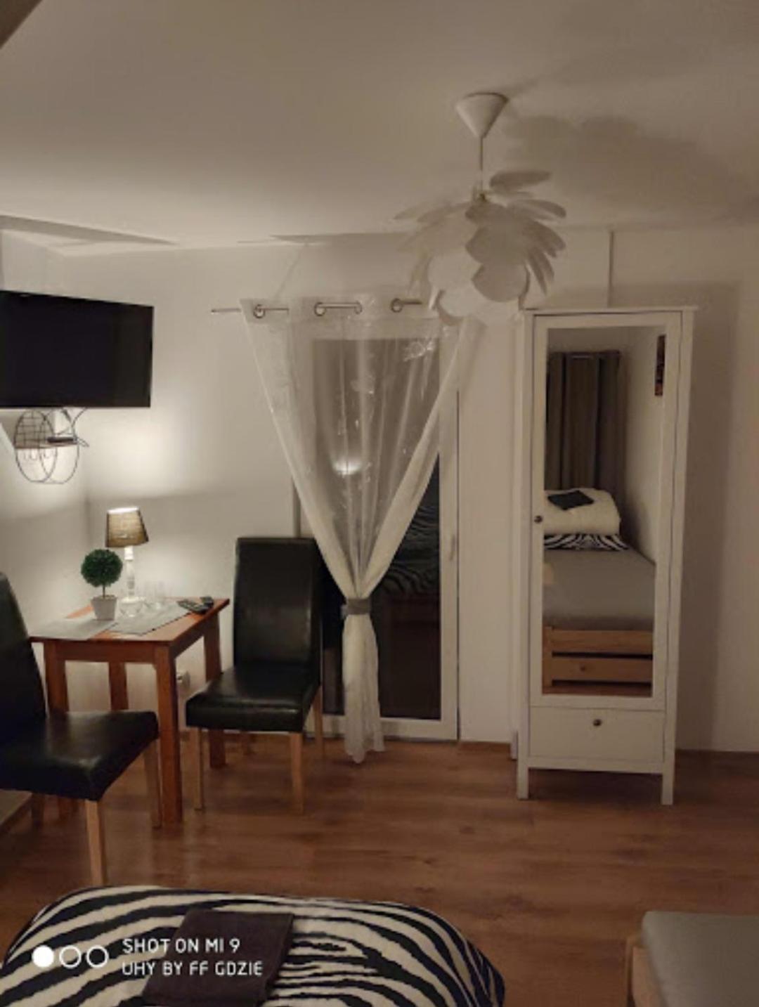 Apartamenty Pod Sosnami Ostroda Miedzylesie 6Os Pokoj fotografie